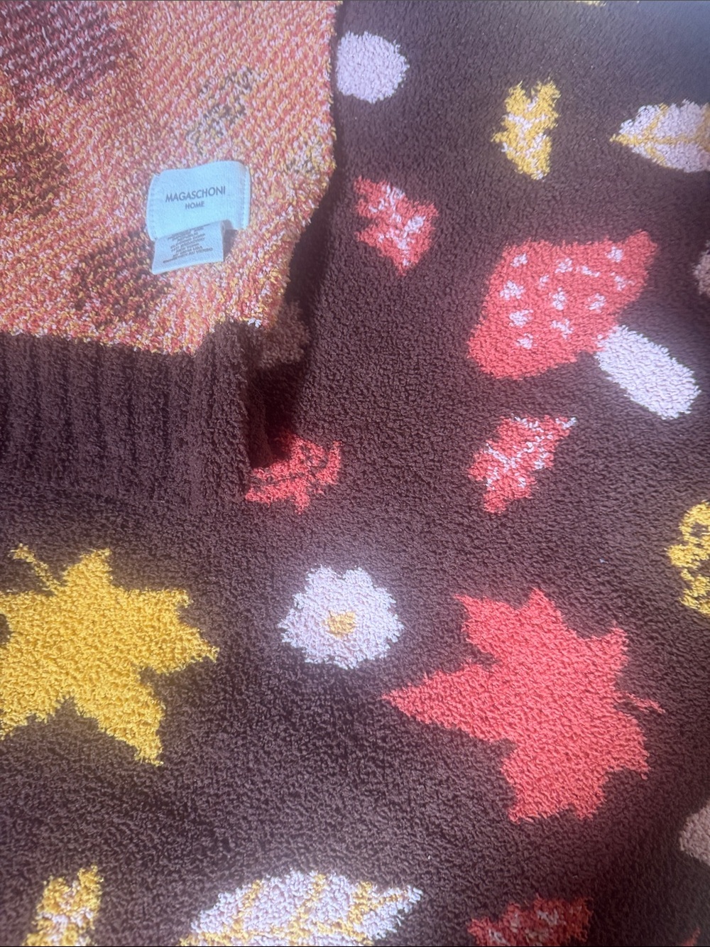 Magaschoni Brown Knit Throw with Red, Yellow & White Autumn Motifs